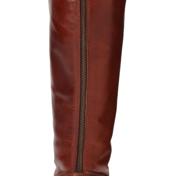 W’s 9.5 Frye Melissa Button Zip Boots -
Cognac - Picture 16 of 16